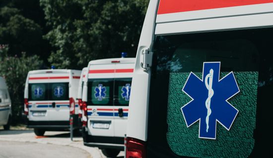 石楼救护车转运病人过路高速收费吗?